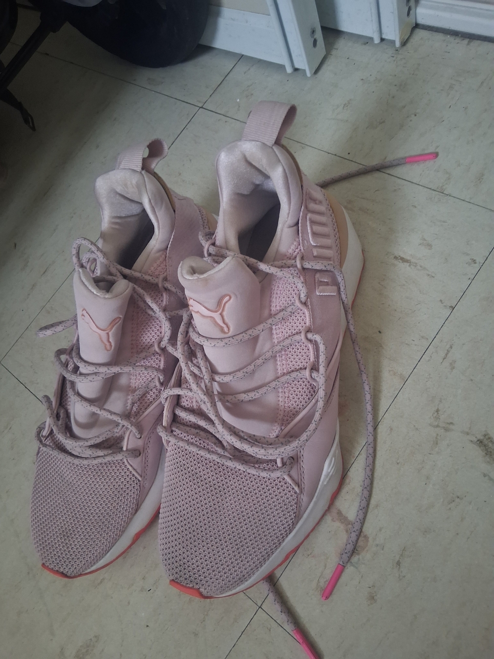 Puma Women's Light Pink Mesh Athletic Sneakers